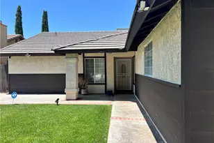 44333 Albeck, Lancaster, CA 93536 - Photo 2