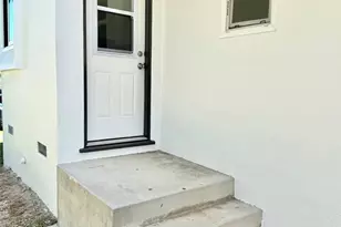 1112 E Imperial Ave, El Segundo, CA 90245 - Photo 4