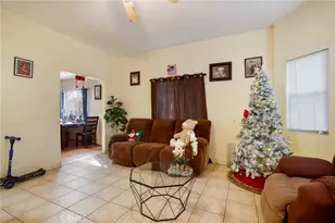 240 E 56th St, Los Angeles, CA 90011 - Photo 4