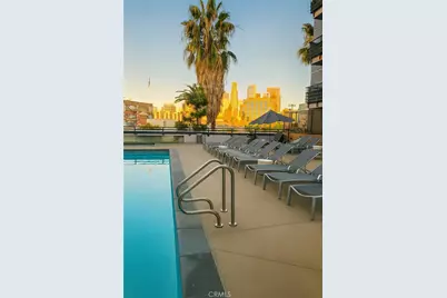 629 Traction #257, Los Angeles, CA 90013 - Photo 2