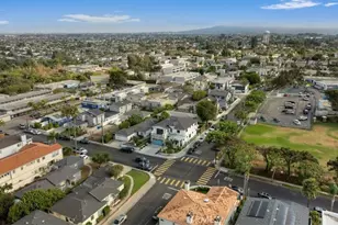 1400 17th St, Manhattan Beach, CA 90266 - Photo 56