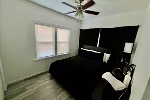 5700 Cimarron St, Los Angeles, CA 90062 - Photo 10