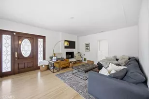 1826 10th St, Manhattan Beach, CA 90266 - Photo 2