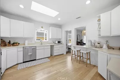 1826 10th Street, Manhattan Beach, CA 90266 - Photo 8