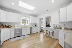 1826 10th St, Manhattan Beach, CA 90266 - Photo 8