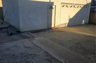 1416 N Lagoon, Wilmington, CA 90744 - Photo 4