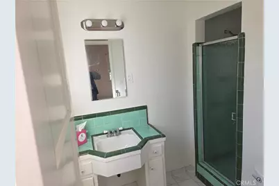 1103 S Malgren Avenue, San Pedro, CA 90732 - Photo 26