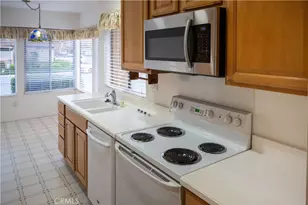 4208 Village 4, Camarillo, CA 93012 - Photo 4