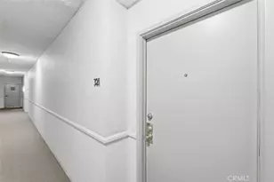 11645 Montana Ave, Los Angeles, CA 90049 - Photo 30