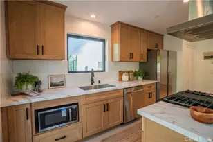 528 Westminster Ave, Venice, CA 90291 - Photo 8