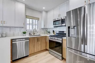 875 W 1st Street, San Pedro, CA 90731 - Photo 10