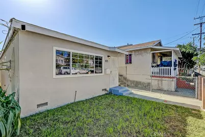875 W 1st Street, San Pedro, CA 90731 - Photo 24