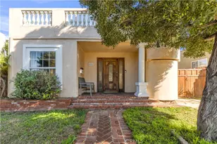 608 S Pacific Coast Hwy, Redondo Beach, CA 90277 - Photo 2