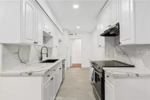 1045 N Kings Road, West Hollywood, CA 90069 - Photo 14