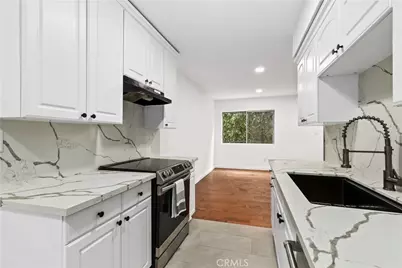 1045 N Kings Road #105, West Hollywood, CA 90069 - Photo 16