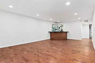1045 N Kings Road #105, West Hollywood, CA 90069 - Photo 12