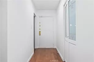 1045 N Kings Road, West Hollywood, CA 90069 - Photo 20