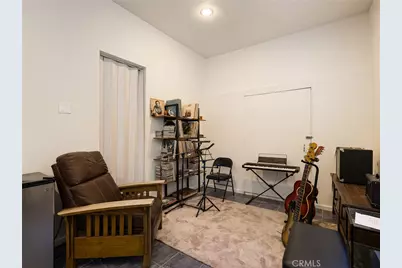 1725 Axenty Way, Redondo Beach, CA 90278 - Photo 32