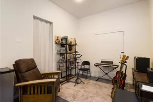 1725 Axenty Way, Redondo Beach, CA 90278 - Photo 32