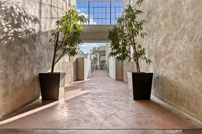 420 S San Pedro #222, Los Angeles, CA 90013 - Photo 12