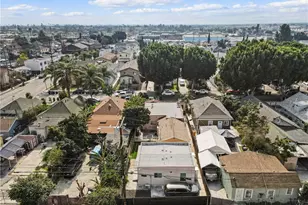 1267 E 56th St, Los Angeles, CA 90011 - Photo 2