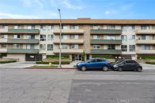 525 N Sycamore Ave, Los Angeles, CA 90036 - Photo 1