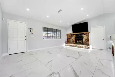 41048 173rd, Lancaster, CA 93535 - Photo 4