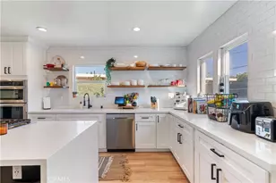 5824 Compass Dr, Los Angeles, CA 90045 - Photo 12