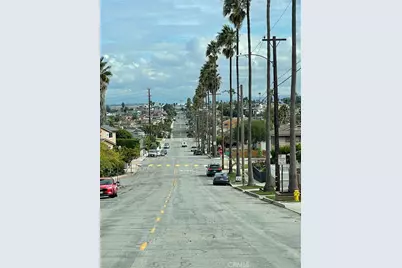 2004 Ripley Avenue, Redondo Beach, CA 90278 - Photo 2