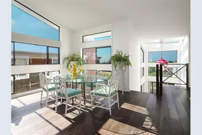 207 S Poinsettia Avenue, Manhattan Beach, CA 90266 - Photo 8