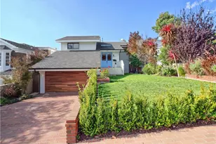 207 S Poinsettia Ave, Manhattan Beach, CA 90266 - Photo 1