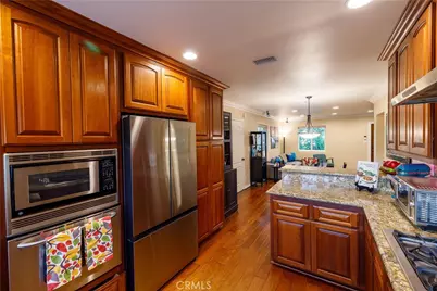 17726 Martha St., Encino, CA 91316 - Photo 6