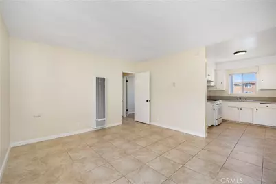 4055 W 129th St, Hawthorne, CA 90250 - Photo 4