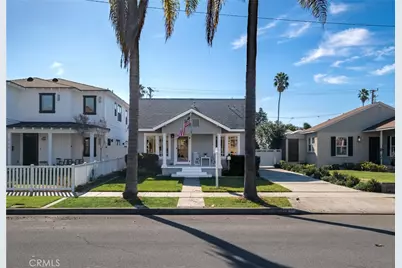 228 Avenue A, Redondo Beach, CA 90277 - Photo 1