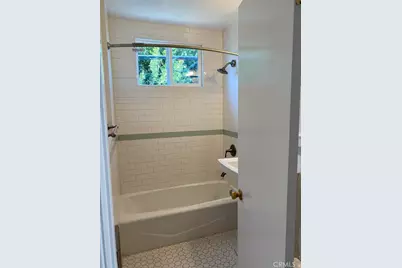 2332 20th St, Santa Monica, CA 90405 - Photo 20