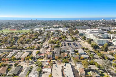 2332 20th St, Santa Monica, CA 90405 - Photo 12