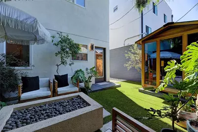 2151 S West View Street, Los Angeles, CA 90016 - Photo 6