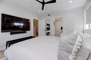 2151 S West View St, Los Angeles, CA 90016 - Photo 32