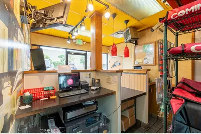 12207 Hawthorne, Hawthorne, CA 90250 - Photo 18