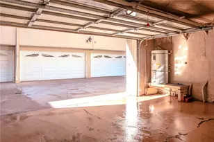 14144 Burbank Blvd, Sherman Oaks, CA 91401 - Photo 4