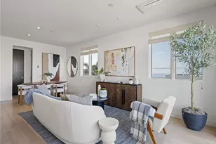 320 35th St, Manhattan Beach, CA 90266 - Photo 2