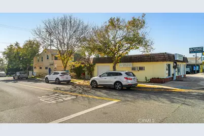 2200 W Burbank Boulevard, Burbank, CA 91506 - Photo 2