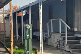 437 W Sp 3A Carson St, Carson, CA 90745 - Photo 4