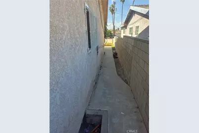 12621 S Hoover, Los Angeles, CA 90044 - Photo 26