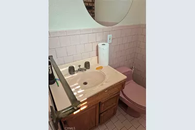 12621 S Hoover, Los Angeles, CA 90044 - Photo 18