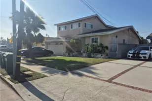 12621 S Hoover, Los Angeles, CA 90044 - Photo 2