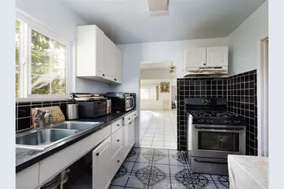 4125 Lennox Boulevard, Inglewood, CA 90304 - Photo 8