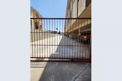 15116 S Raymond Avenue #104, Gardena, CA 90247 - Photo 2