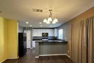 16937 Jurassic Pl, Victorville, CA 92394 - Photo 2
