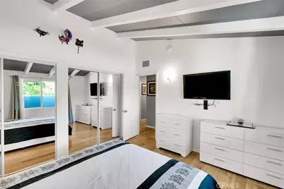 6292 Lubao Avenue, Woodland Hills, CA 91367 - Photo 22